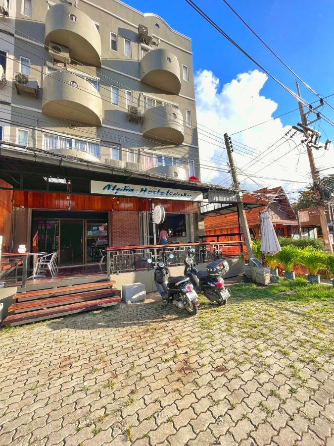 Alpha Hostel Cafe&Bar Ban Khlong Yai Exterior foto